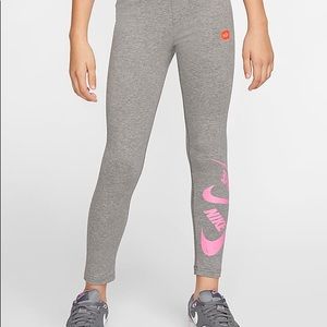 Nike Sports Wear Tights